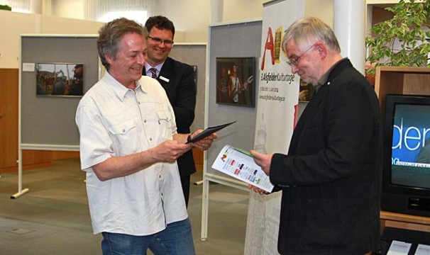 OL-AusstellAEPBild-2005