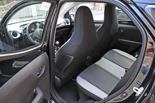 OL-Aygo5-1109