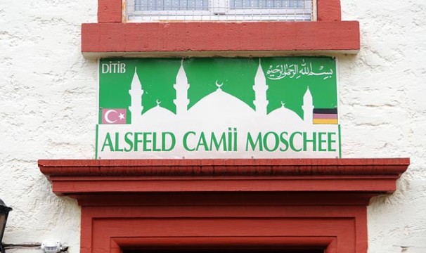 "Das ist eine Beleidigung der türkischen Bevölkerung" sagt Adem Maden, Vorsitzender der muslimischen Gemeinde in Alsfeld.