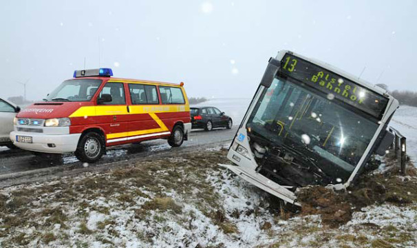 OL-Busunfall1-2302