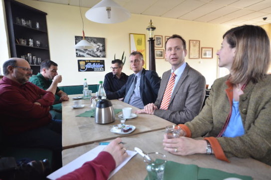 Einschwören auf die gemeinsame Zukunft: Szene aus dem Pressegespräch in der Alsfelder Brauerei.