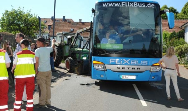 OL-Busunfall3-0605