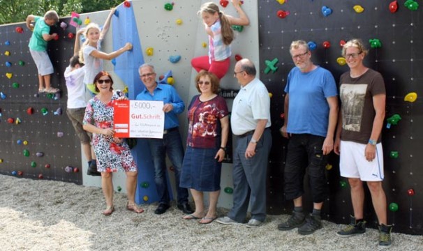 OL-SchulfestKletterwand-2307