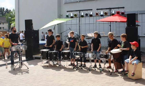 OL-SchulfestTrommelgruppe-2307