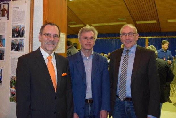Die drei Kandidaten Michael Bierbach, Peter Weiß und Dietmar Schlosser (von links nach rechts) vor der Diskussion.