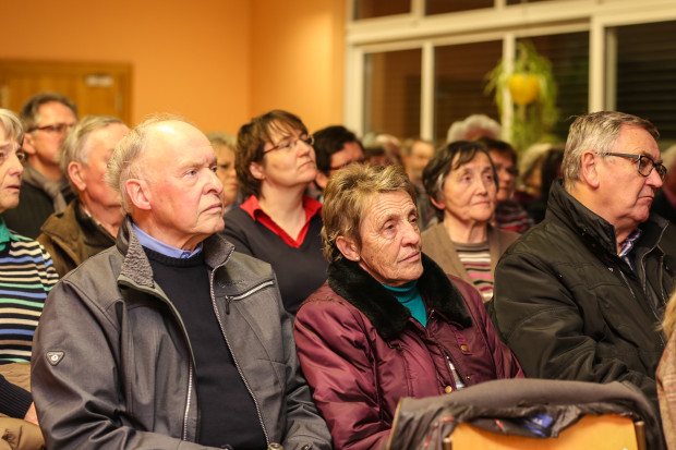 Aufmerksam hörten die Zuschauer den Ausführungen des Mediziners zu, denn zum größten Teil sind sie von Sodbrennen geplagt. 