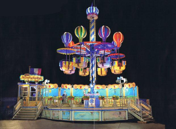 Die "Montgolfiere" bietet Spaß und eine wundervolle Aussicht für die ganze Familie. Foto: privat