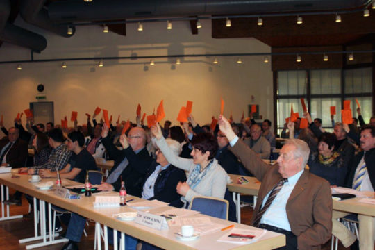 Einstimmig votierten die Delegierten für den Koalitionsvertrag. Foto: CDU Vogelsberg