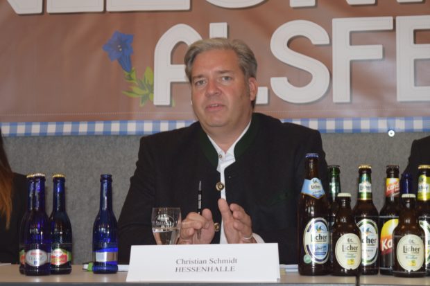 Christian Schmidt, Geschäftsführer der Hessenhalle in Alsfeld, wird in diesem Jahr selbst Veranstalter des Wiesnfestes sein. Foto: ls