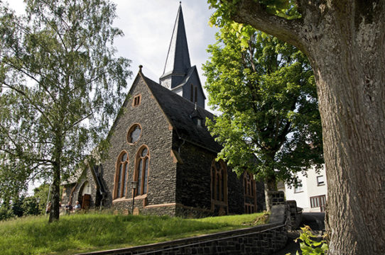 ol-KircheWingershausen-2106
