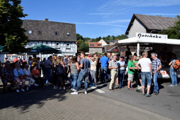 Das Schmiedefest konnte sich weder über zu wenig Besucher noch Sonne beklagen,