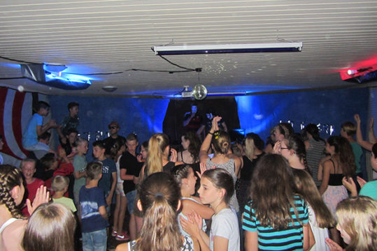 ol-eckmannshain-Abschlussdisco-0408