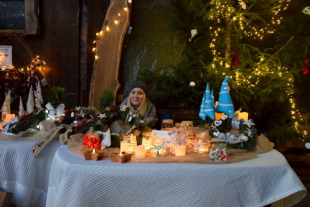 Viele selbsthergestellte Weihnachtsprodukte konnte man auf dem Markt erwerben.