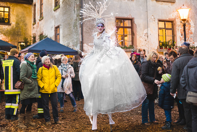 Weihnachtlicher Zauber rund ums Homberger Schloss: Den gibt es wieder am 5. Dezember. Fotos: Schlosspatrioten.