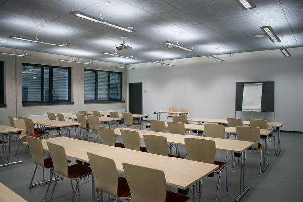 Blick in einen der Schulungsräume.