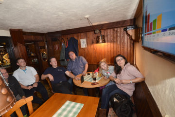 Blick in die Wahlparty-Runde der CDU. Foto: jal