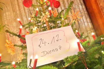 Bis es an Heilig Abend unter den Weihnachtsbaum geht, dauert es für einige Menschen erst ein Weilchen: Sie müssen nämlich arbeiten. Foto: jal
