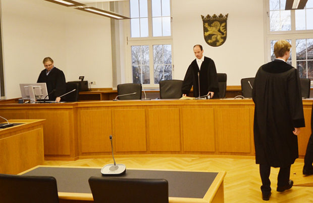 Der Vorsitzende Richter Jost Holtzmann bei der Eröffnung der Verhandlung am Montag. Fotos: jal