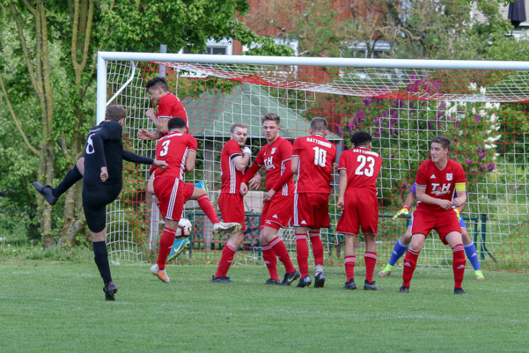 Hattendorf punktet auf dem eigenen Rasen - Oberhessen-Live