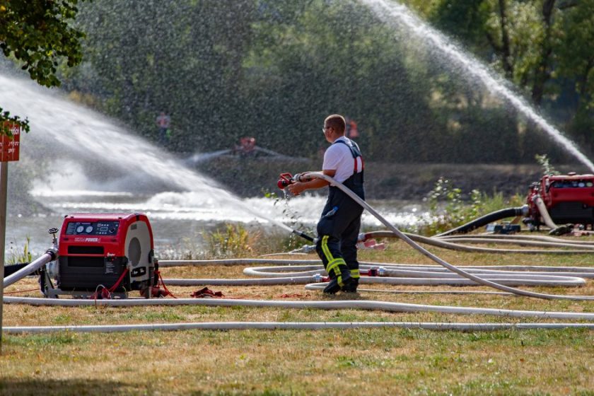 Hopfmannsfeld 85.000 Kubikmeter Teichwasser gekippt OberhessenLive