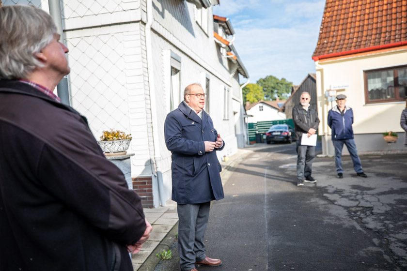 2022-09-29_Verlegung-Stolpersteine-Angenrod-2