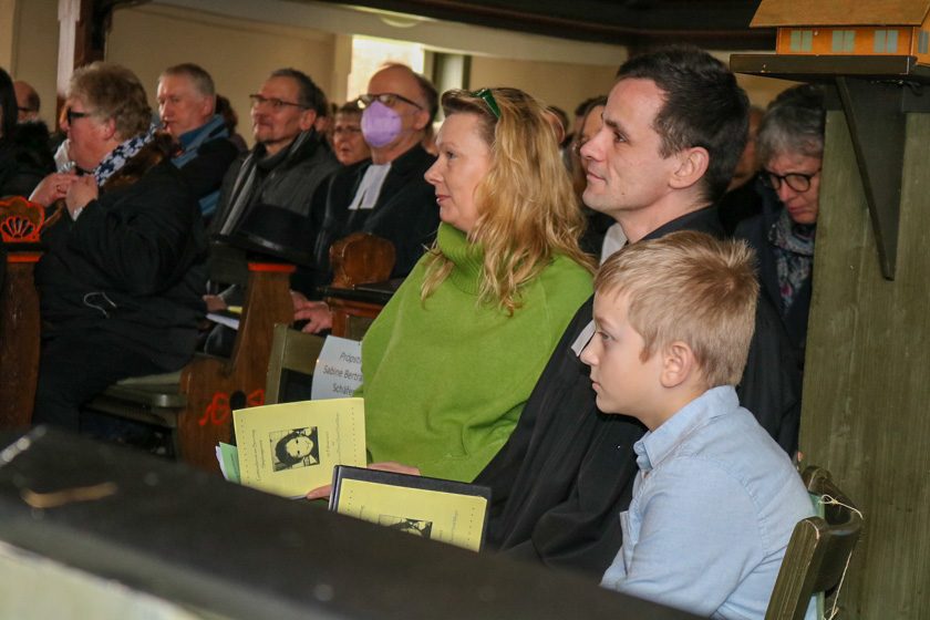 2023-02-05_Oridnation_Meyer (4-Zuhören)