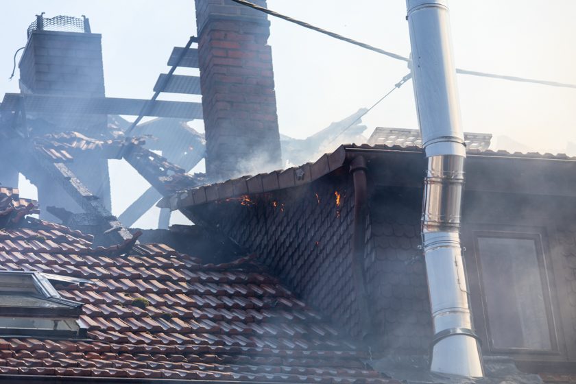 2023-06-05 Grebenau Dachstuhlbrand_031