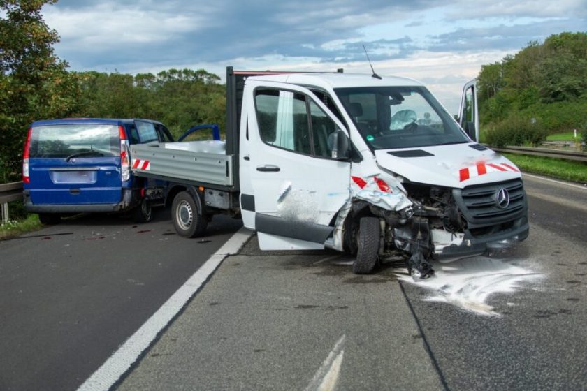 2023-08-15-A5-Alsfeld-West-Unfall_010